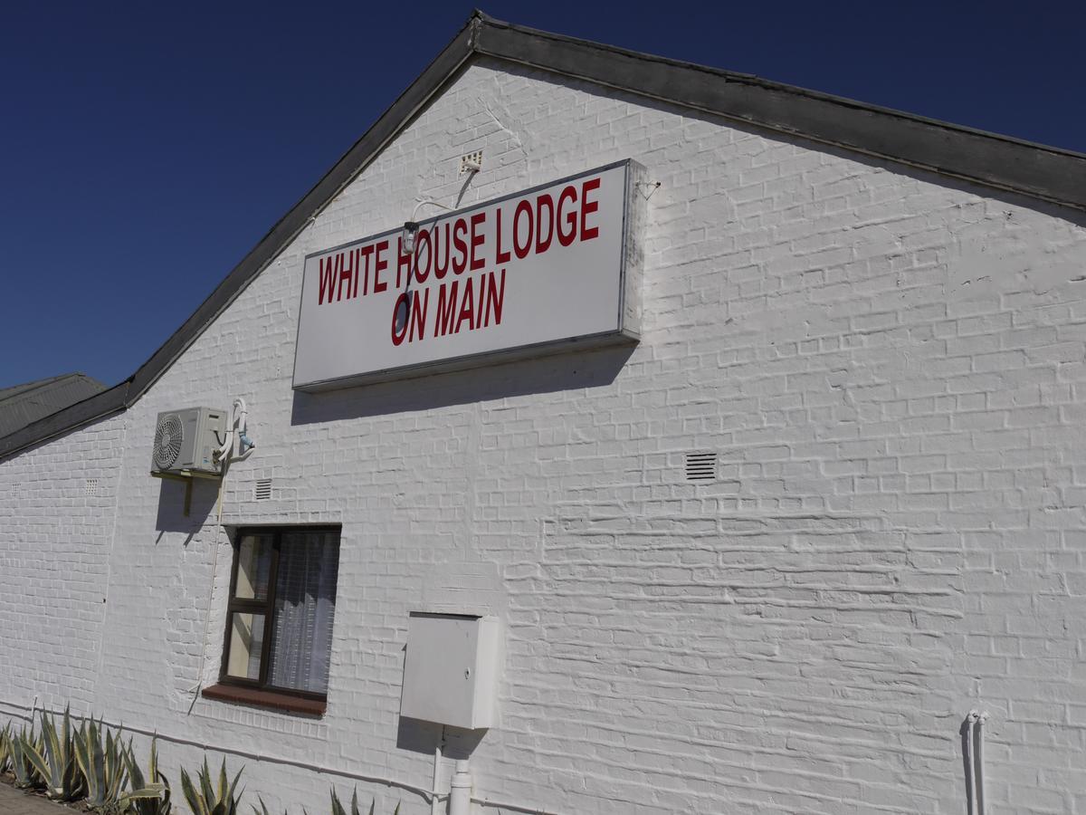 White House Lodge On Main Beaufort West Εξωτερικό φωτογραφία