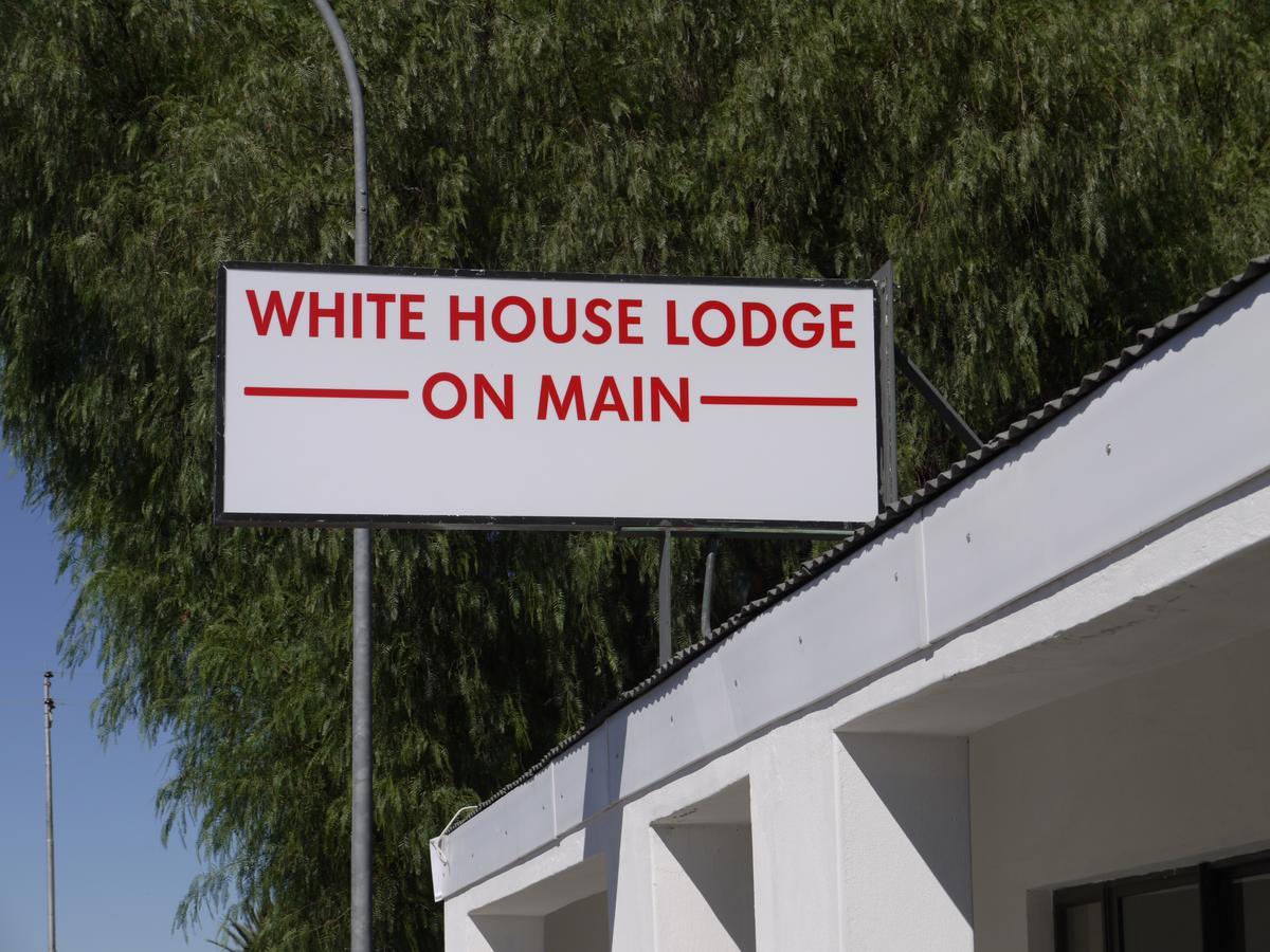 White House Lodge On Main Beaufort West Εξωτερικό φωτογραφία