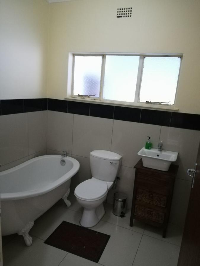 White House Lodge On Main Beaufort West Εξωτερικό φωτογραφία
