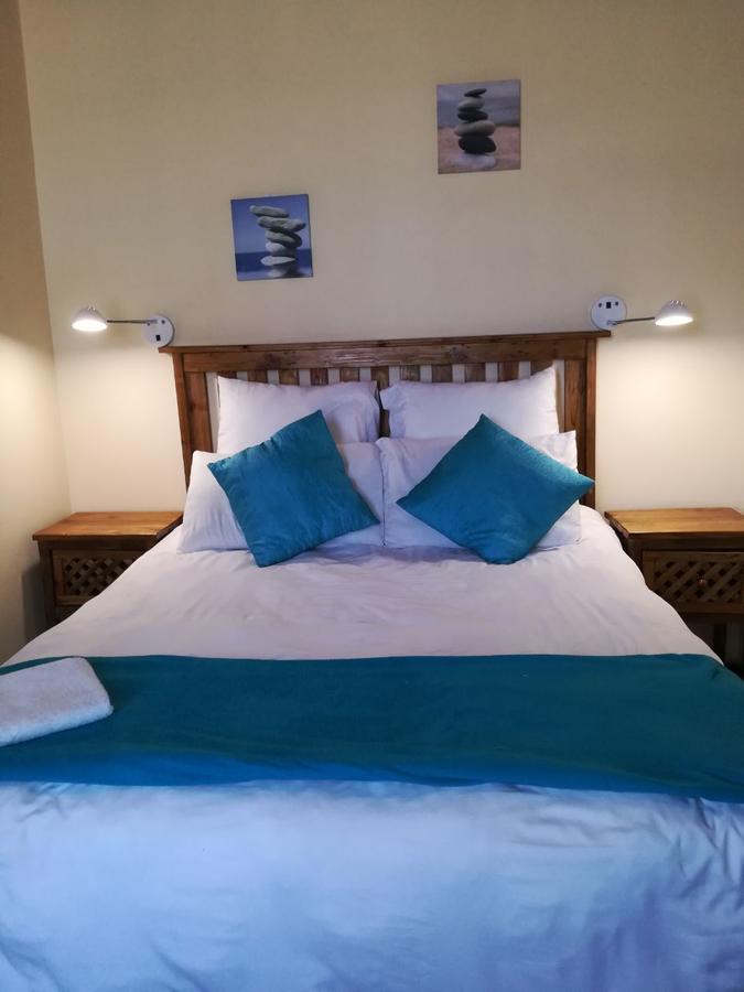 White House Lodge On Main Beaufort West Εξωτερικό φωτογραφία