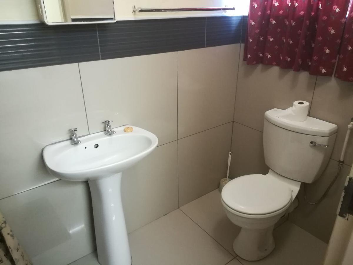 White House Lodge On Main Beaufort West Εξωτερικό φωτογραφία
