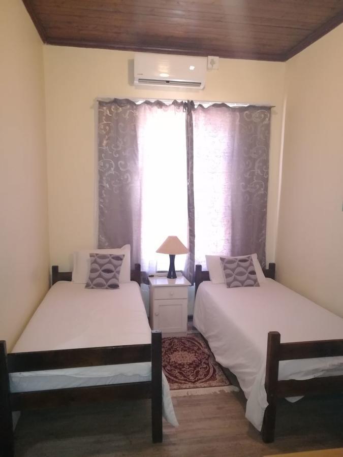 White House Lodge On Main Beaufort West Εξωτερικό φωτογραφία